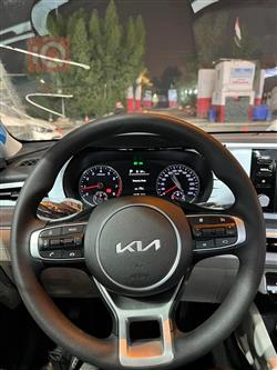كيا K5